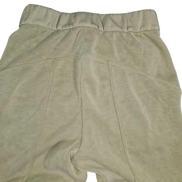 Lululemon Joggers Women's Size 2 24 X 29 Sage Green Casual Athletic Pants - Picture 3 of 8